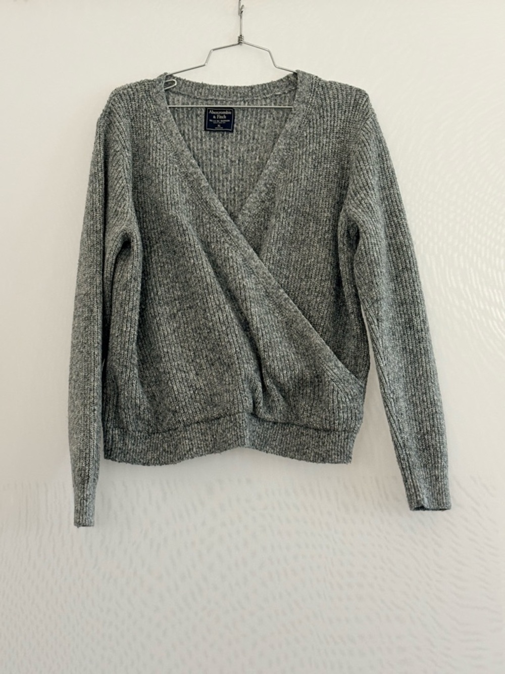 Abercrombie & Fitch Gray Ribbed Wrap Sweater XL - Picture 2 of 6